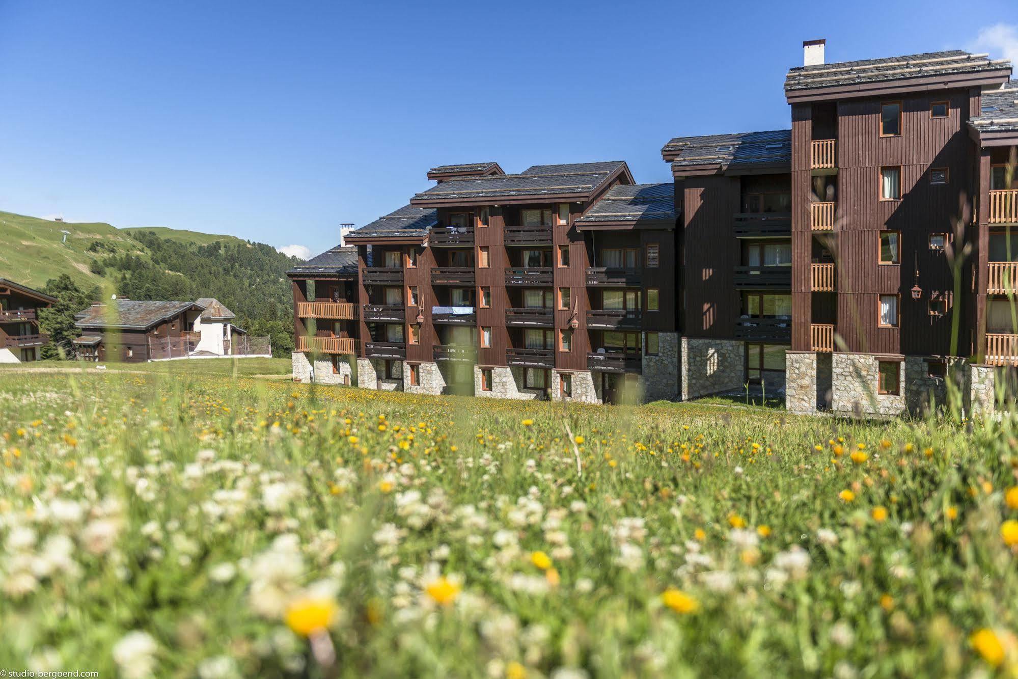 Residence Pierre & Vacances Les Chalets Des Arolles Macot-la-Plagne Exterior photo
